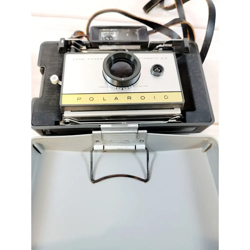 Vintage Polaroid Automatic Land Camera 215 W/Case, Manual and Flash Untested